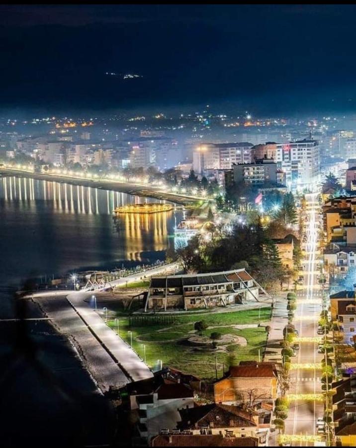 Klent Studio Apartment Pogradec Esterno foto