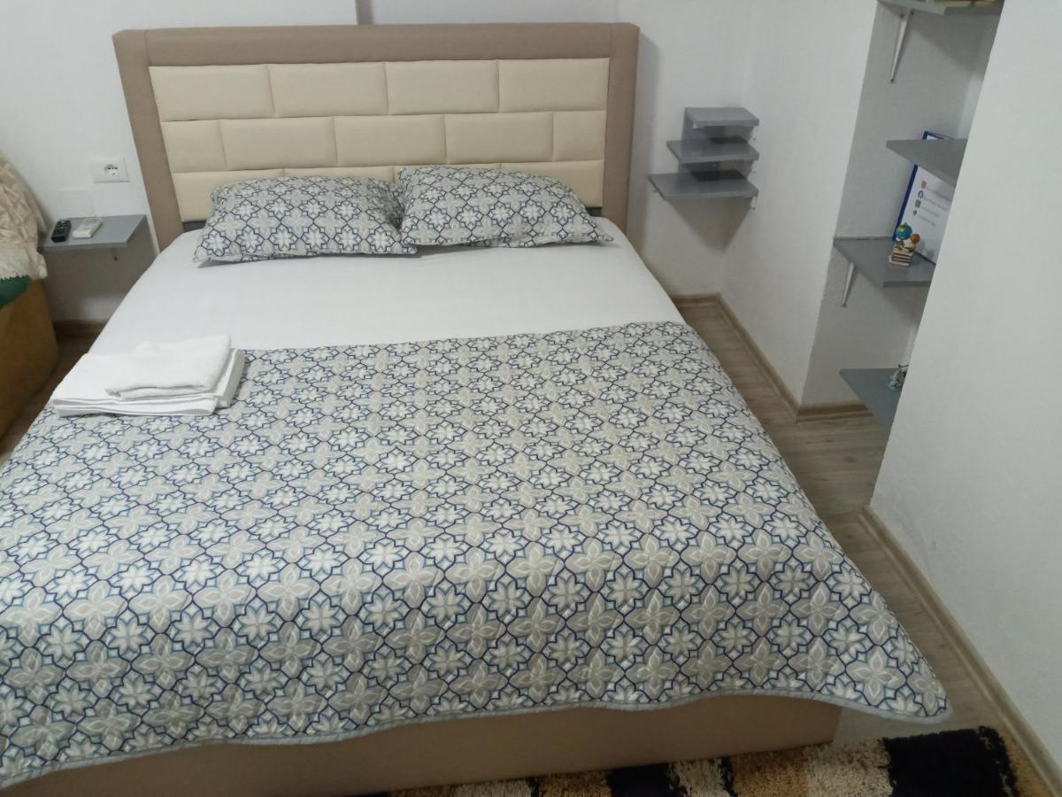 Klent Studio Apartment Pogradec Esterno foto