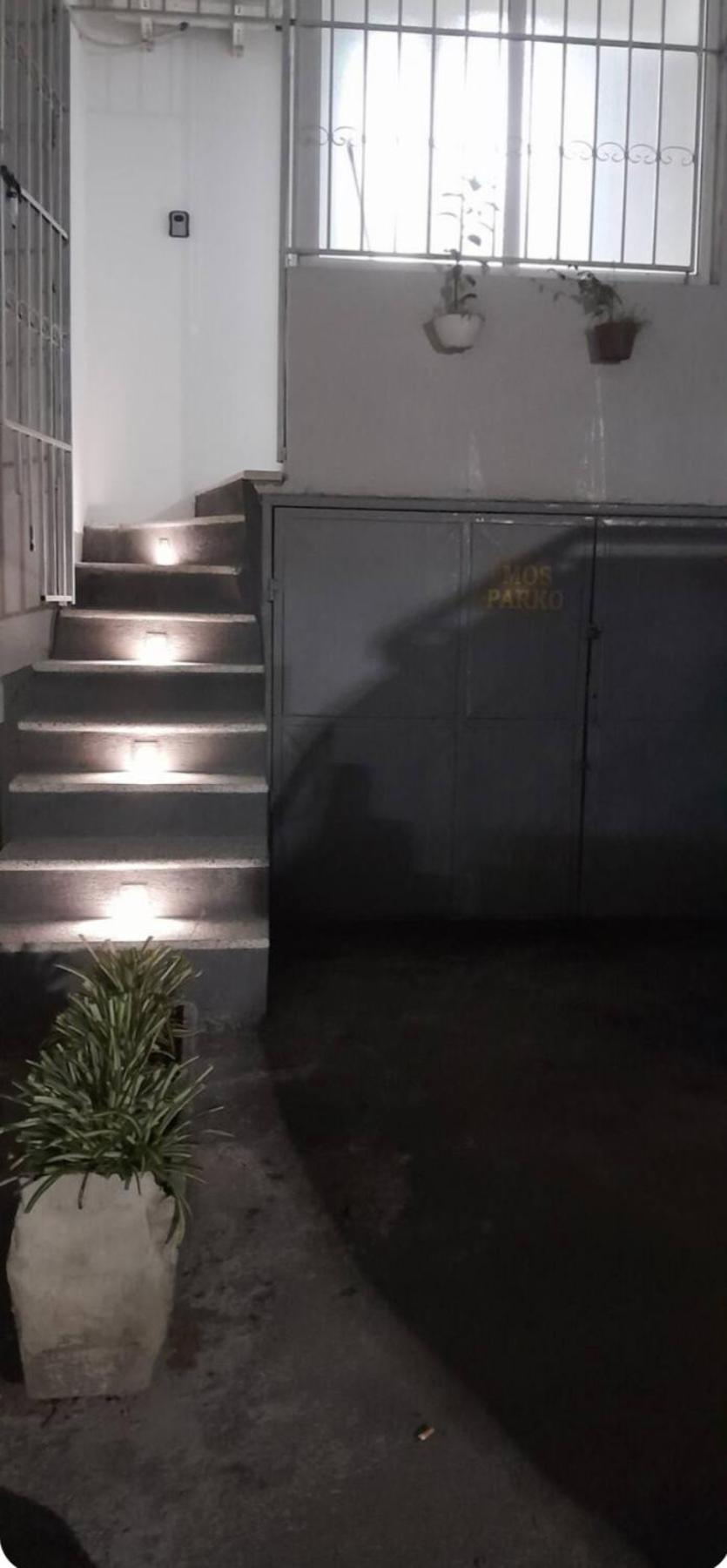 Klent Studio Apartment Pogradec Esterno foto
