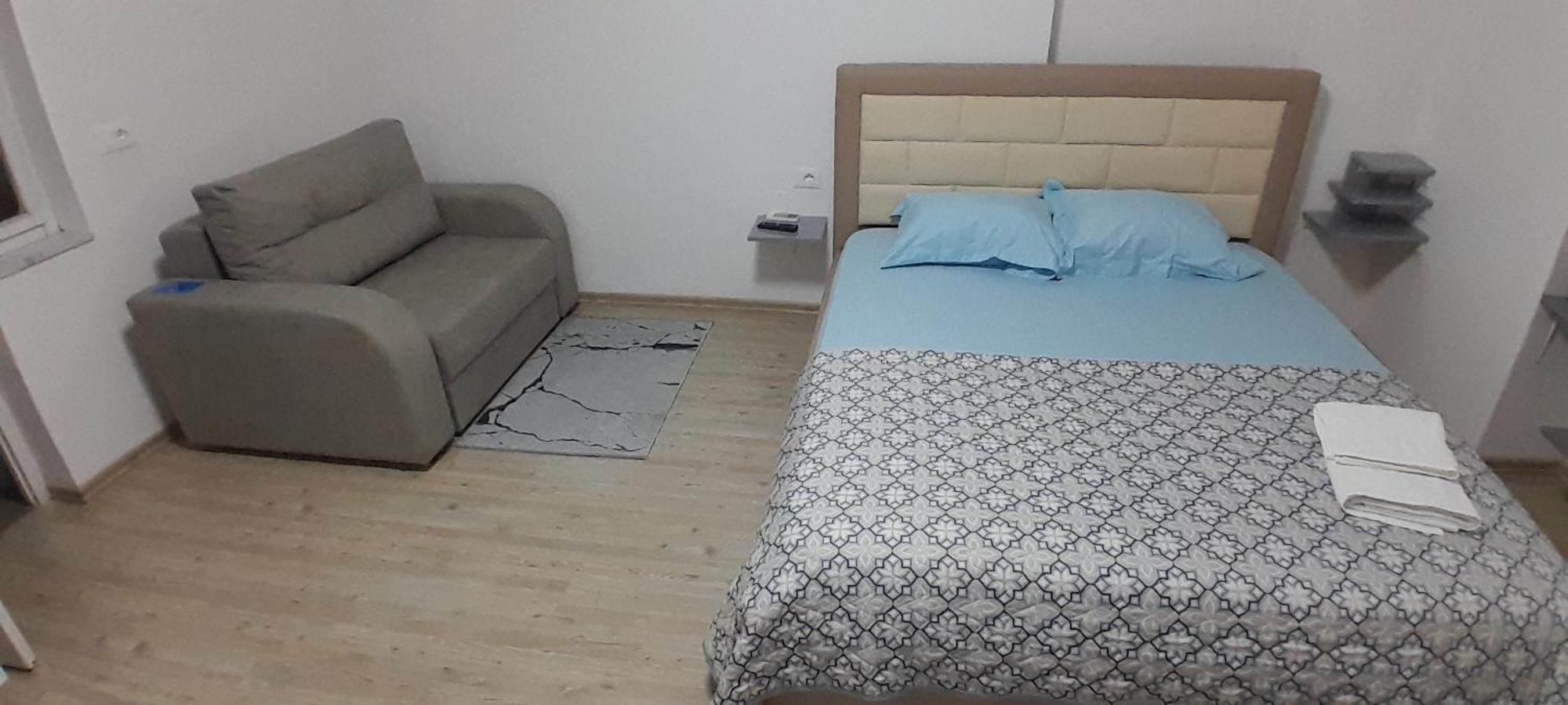 Klent Studio Apartment Pogradec Esterno foto