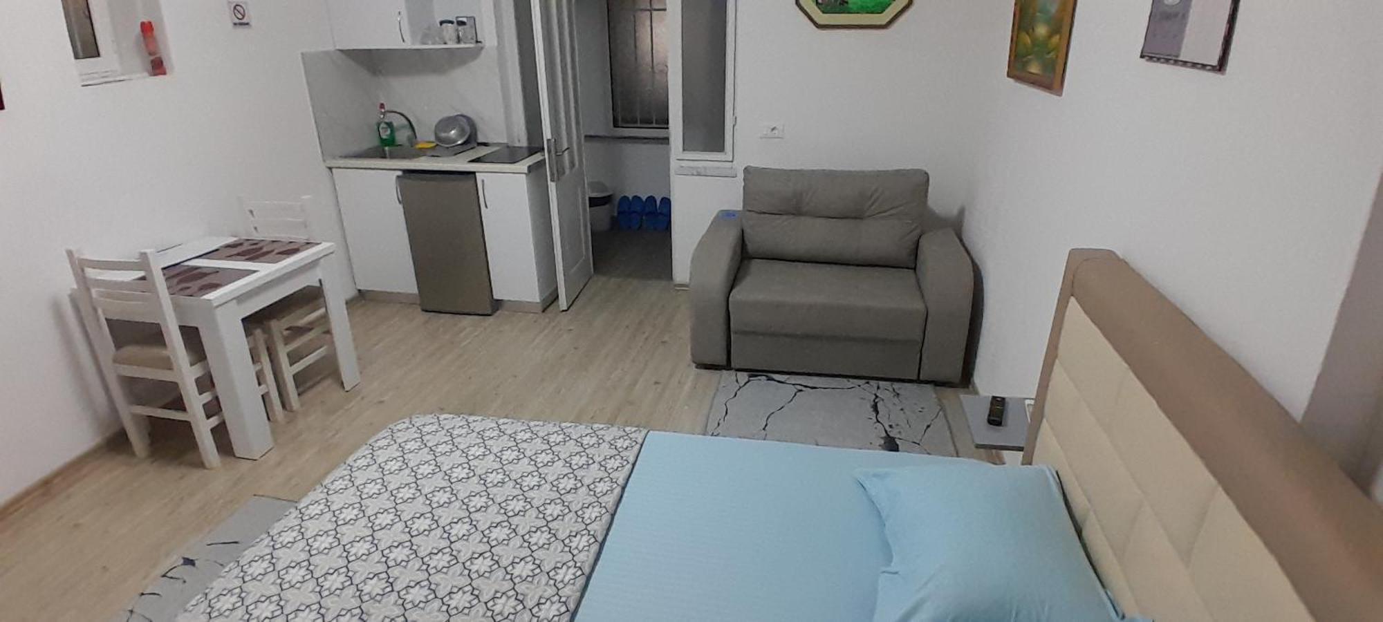 Klent Studio Apartment Pogradec Esterno foto
