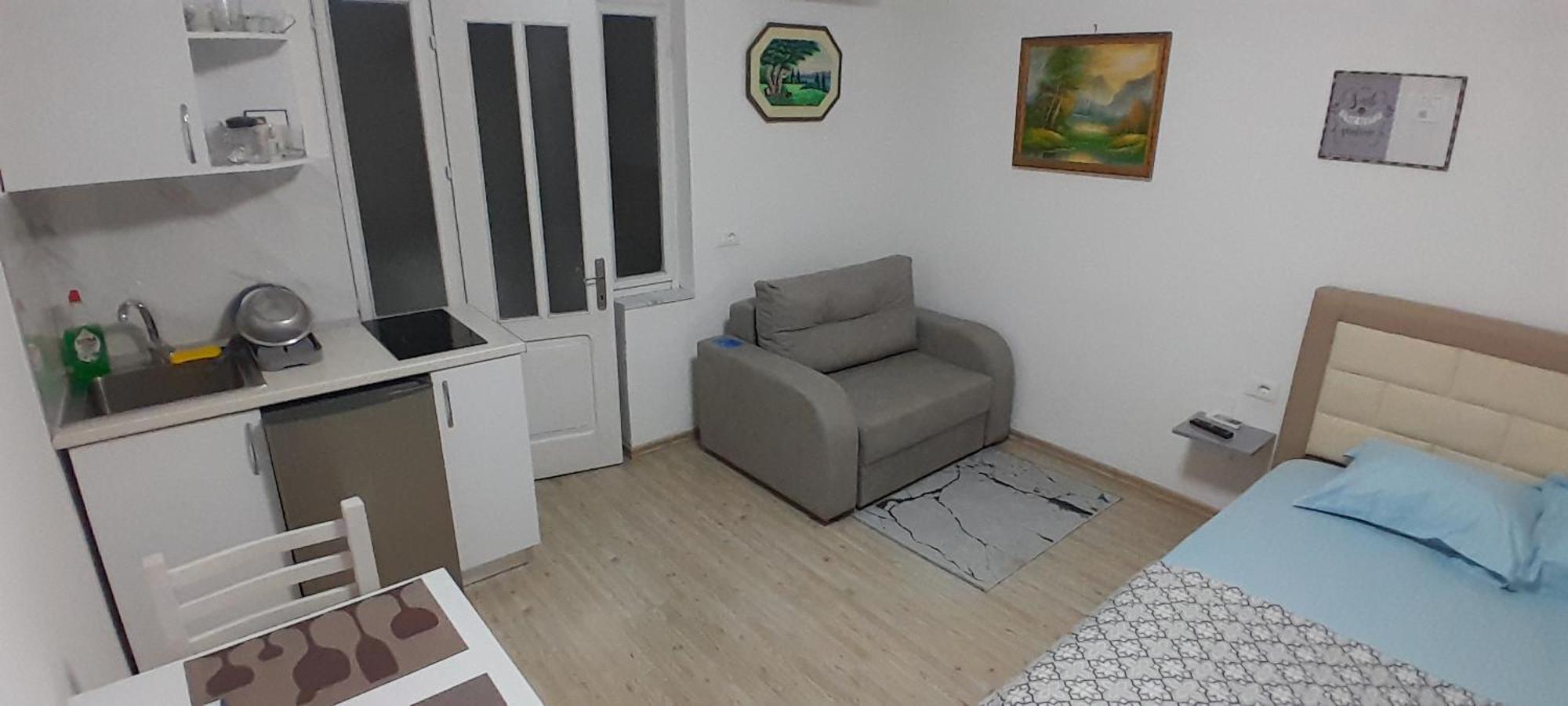 Klent Studio Apartment Pogradec Esterno foto