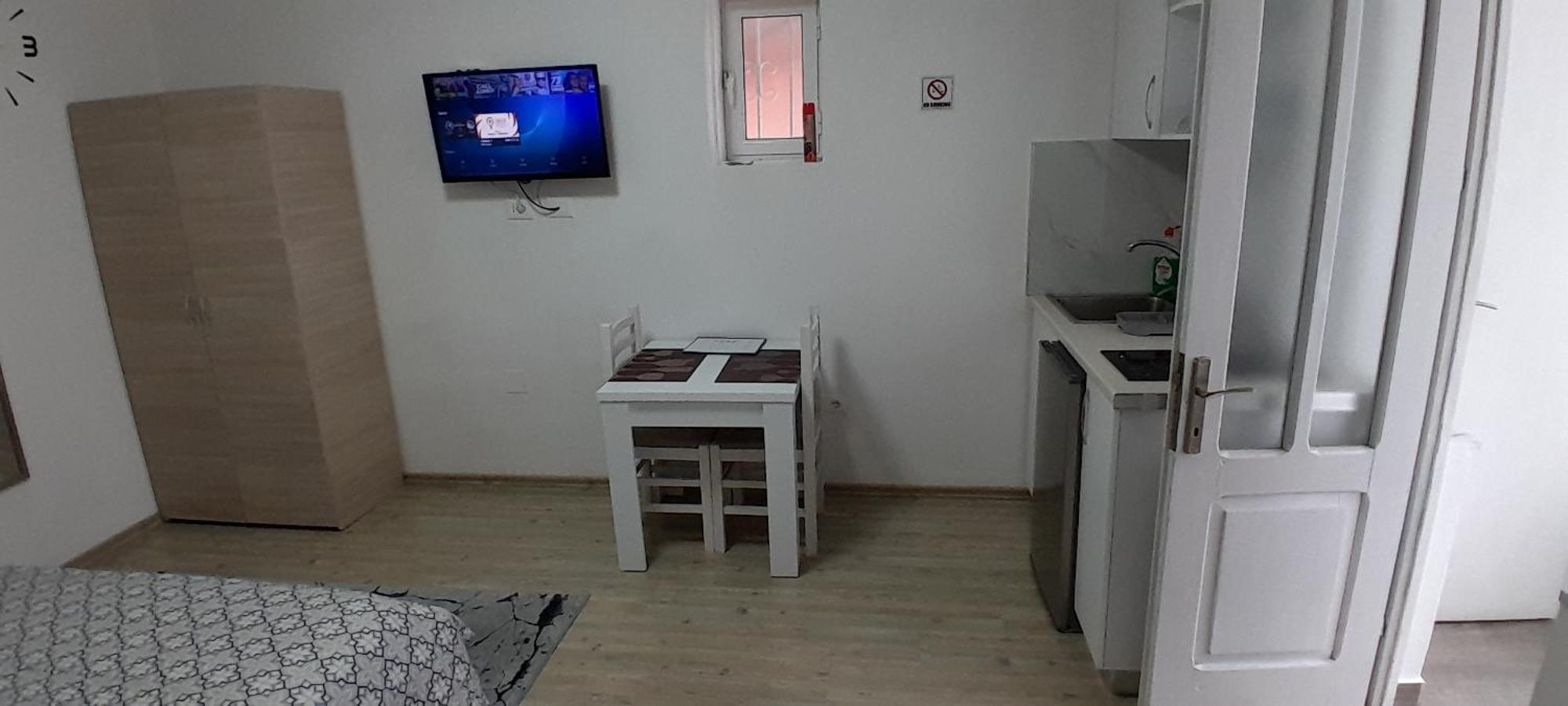 Klent Studio Apartment Pogradec Esterno foto